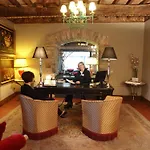 Hotel Relais Todini - Residenza D'epoca - Luxury Historic House Todi