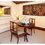 Relais Todini - Residenza D'epoca - Luxury Historic House Hotel 5*