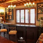 Relais Todini - Residenza D'epoca - Luxury Historic House Otel