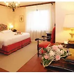 Otel Relais Todini - Residenza D'epoca - Luxury Historic House 5*