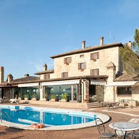 ホテル Relais Todini - Residenza D'epoca - Luxury Historic House トーディ
