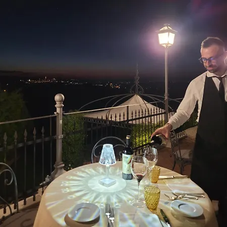 Relais Todini - Residenza D'epoca - Luxury Historic House Hotel