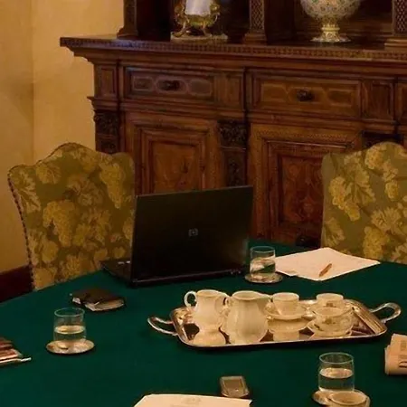 Relais Todini - Residenza D'epoca - Luxury Historic House Hotell 5*