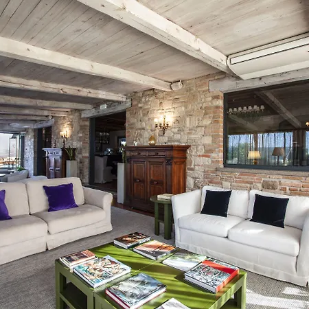ホテル Relais Todini - Residenza D'epoca - Luxury Historic House トーディ