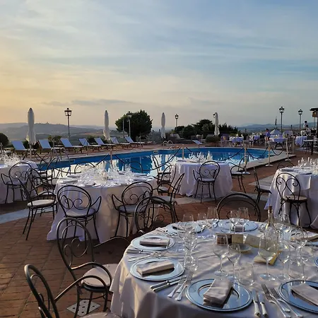 ホテル Relais Todini - Residenza D'epoca - Luxury Historic House トーディ
