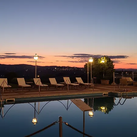 Relais Todini - Residenza D'epoca - Luxury Historic House 5* טודי