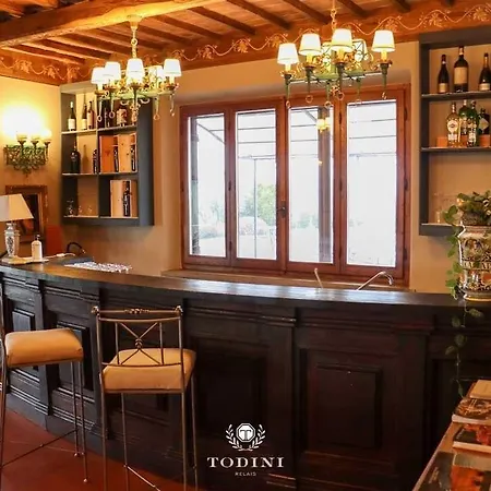 Relais Todini - Residenza D'epoca - Luxury Historic House Hotel
