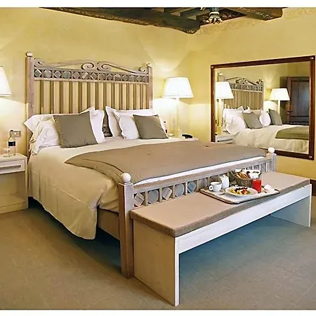 Relais Todini - Residenza D'epoca - Luxury Historic House מלון 5*