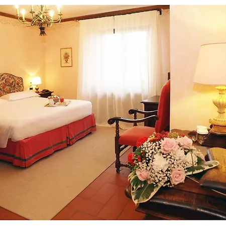 Hotell Relais Todini - Residenza D'epoca - Luxury Historic House 5*