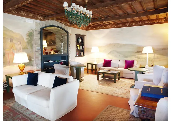 Hotel Relais Todini - Residenza D'epoca - Luxury Historic House 5*