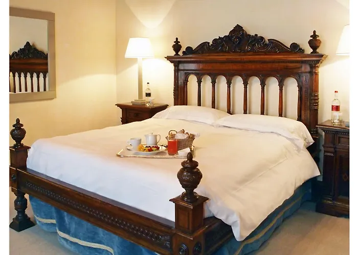 Relais Todini - Residenza D'epoca - Luxury Historic House 5*