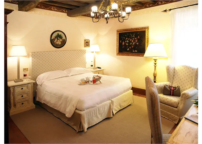 Relais Todini - Residenza D'epoca - Luxury Historic House Hotel 5*