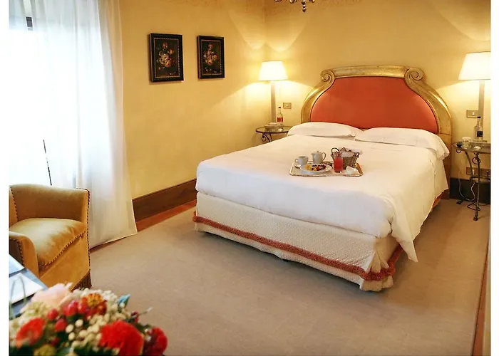 Relais Todini - Residenza D'epoca - Luxury Historic House Hotel
